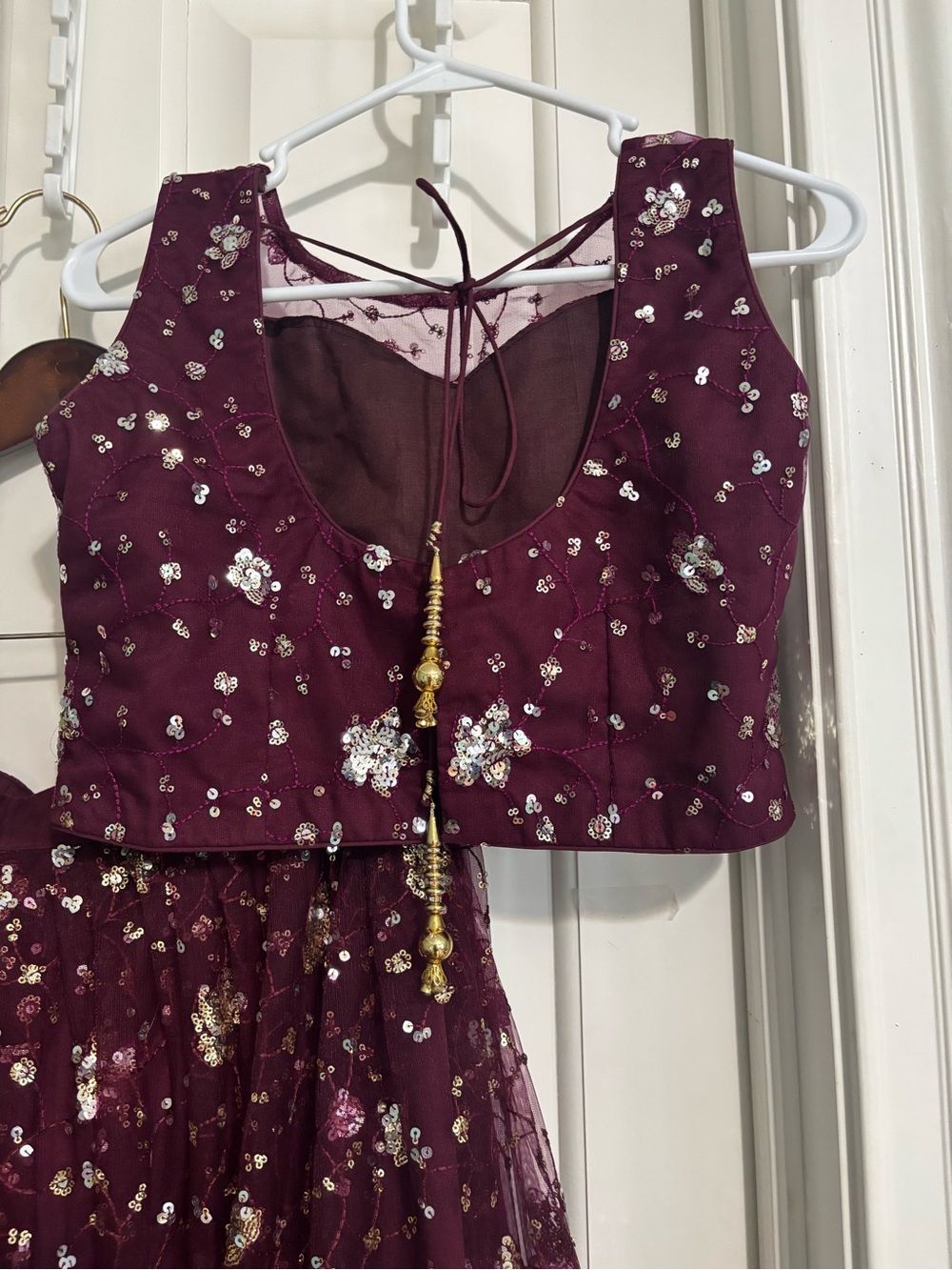 Women’s beautiful Burgundy Floral Embellished Lehenga Set Medium - Picture 13 of 16